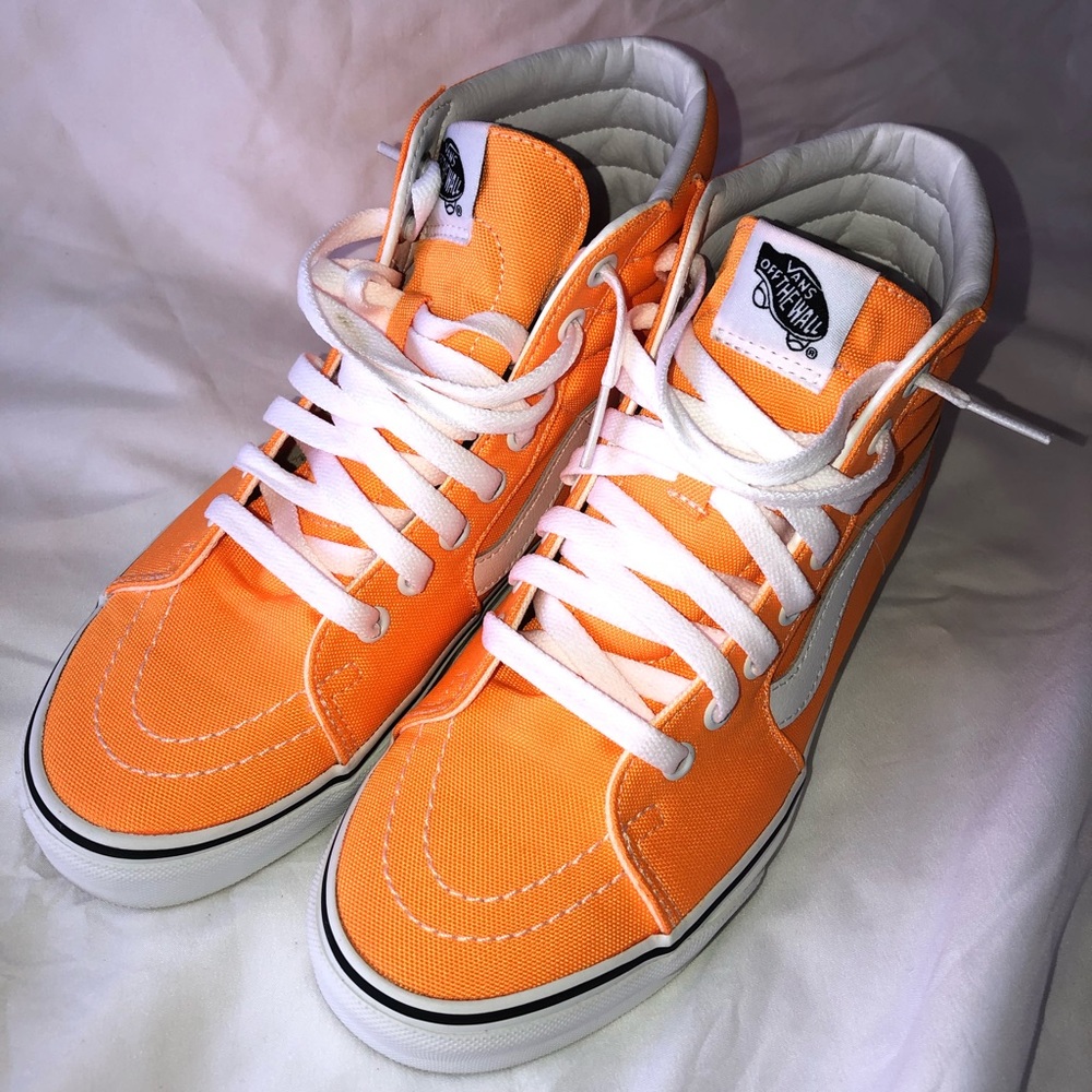 Vans Sk8-Hi, 
**RARE COLORWAY (Neon) Blazing Orange/True White***